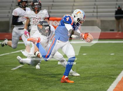 Thumbnail 1 in Libertyville @ East St. Louis (IHSA 7A 1st. Round Playoff) photogallery.