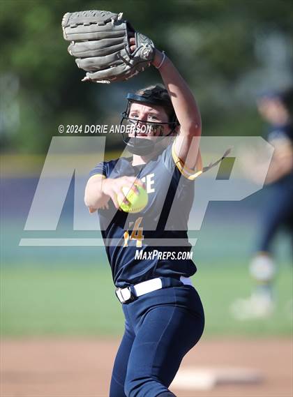 Thumbnail 3 in Oak Ridge @ Folsom photogallery.