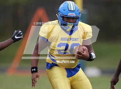 Thumbnail 3 in High Point @ Surrattsville photogallery.