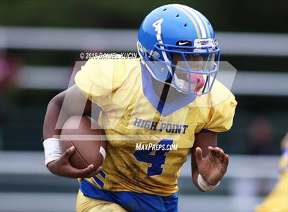 Thumbnail 2 in High Point @ Surrattsville photogallery.