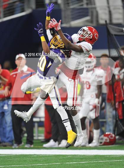Thumbnail 2 in Wylie vs. Carthage (UIL 4A Division 1 Final) photogallery.