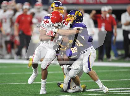 Thumbnail 2 in Wylie vs. Carthage (UIL 4A Division 1 Final) photogallery.