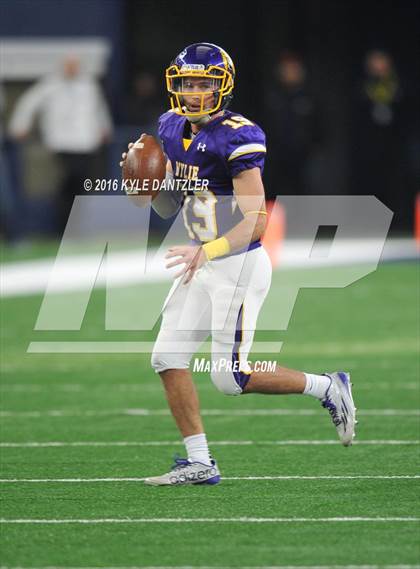 Thumbnail 1 in Wylie vs. Carthage (UIL 4A Division 1 Final) photogallery.