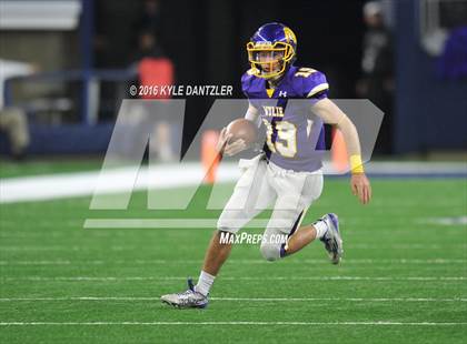 Thumbnail 2 in Wylie vs. Carthage (UIL 4A Division 1 Final) photogallery.