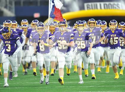 Thumbnail 2 in Wylie vs. Carthage (UIL 4A Division 1 Final) photogallery.