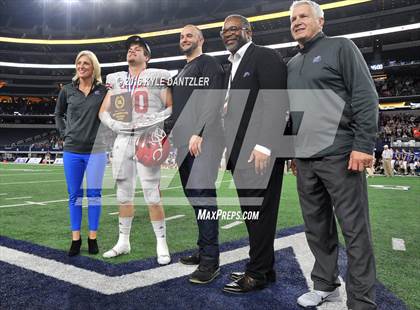 Thumbnail 2 in Wylie vs. Carthage (UIL 4A Division 1 Final) photogallery.