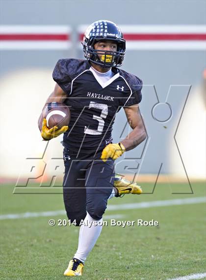 Thumbnail 1 in Havelock vs. Crest (NCHSAA 3AA Final) photogallery.
