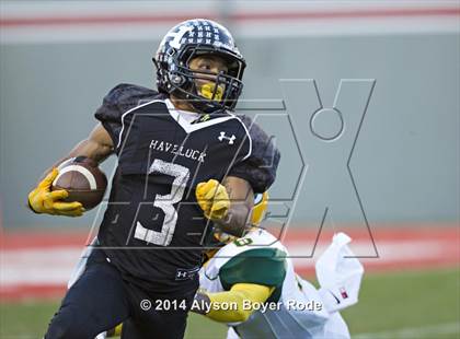 Thumbnail 3 in Havelock vs. Crest (NCHSAA 3AA Final) photogallery.