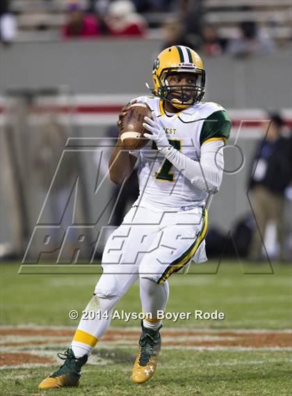 Thumbnail 1 in Havelock vs. Crest (NCHSAA 3AA Final) photogallery.