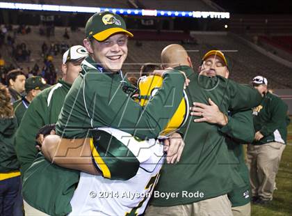 Thumbnail 2 in Havelock vs. Crest (NCHSAA 3AA Final) photogallery.