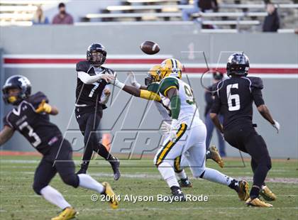 Thumbnail 3 in Havelock vs. Crest (NCHSAA 3AA Final) photogallery.