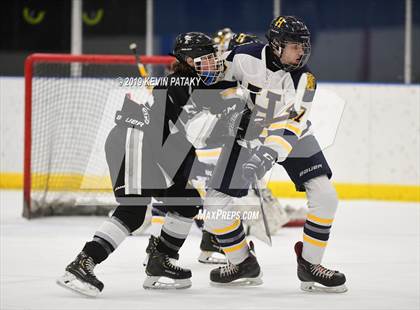 Thumbnail 2 in Tri-Town @ Housatonic/Northwestern/Wamogo photogallery.