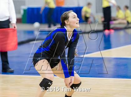Thumbnail 1 in Lyons vs. Limon (CHSAA 2A Playoff) photogallery.