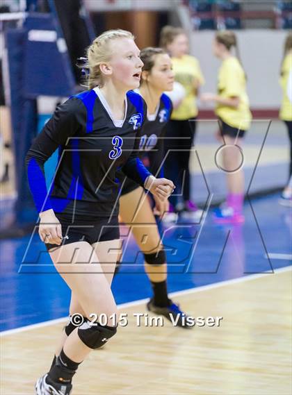 Thumbnail 1 in Lyons vs. Limon (CHSAA 2A Playoff) photogallery.