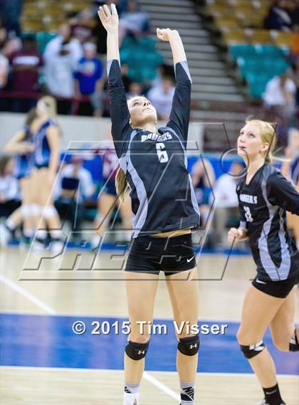 Thumbnail 1 in Lyons vs. Limon (CHSAA 2A Playoff) photogallery.