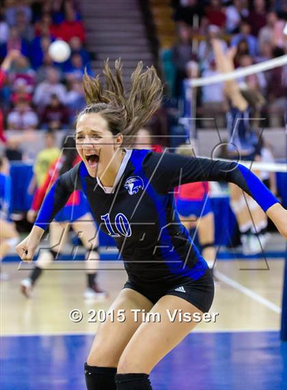 Thumbnail 2 in Lyons vs. Limon (CHSAA 2A Playoff) photogallery.