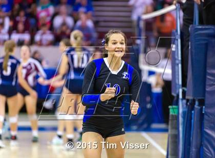 Thumbnail 2 in Lyons vs. Limon (CHSAA 2A Playoff) photogallery.