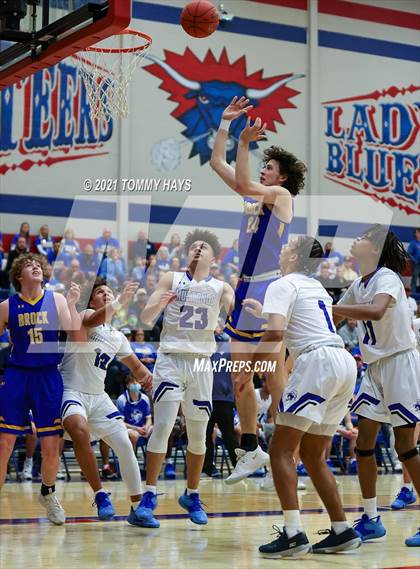 Thumbnail 1 in Brock vs. City View (UIL Class 3A Quarterfinal) photogallery.