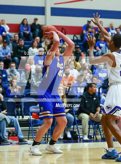 Thumbnail 1 in Brock vs. City View (UIL Class 3A Quarterfinal) photogallery.