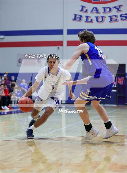 Thumbnail 1 in Brock vs. City View (UIL Class 3A Quarterfinal) photogallery.