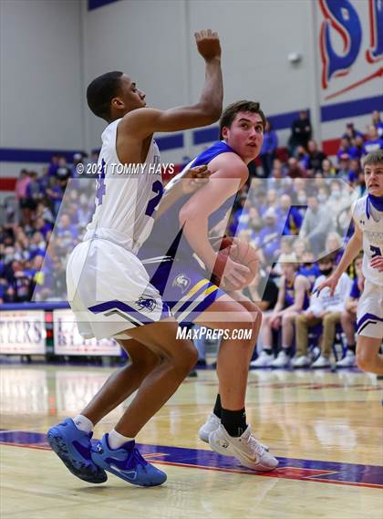 Thumbnail 3 in Brock vs. City View (UIL Class 3A Quarterfinal) photogallery.