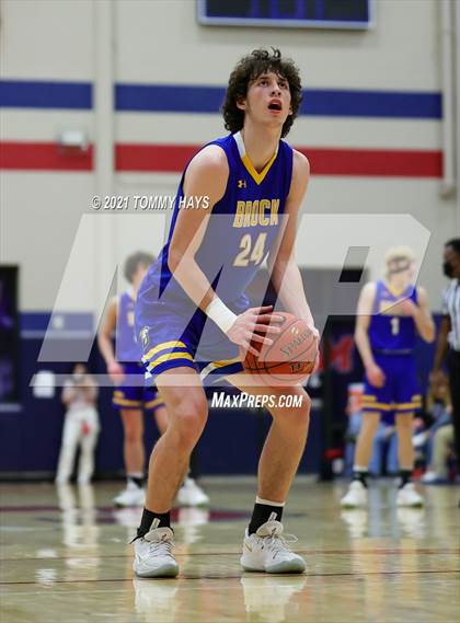 Thumbnail 1 in Brock vs. City View (UIL Class 3A Quarterfinal) photogallery.