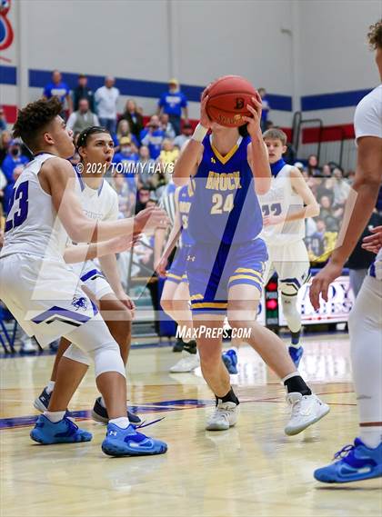 Thumbnail 2 in Brock vs. City View (UIL Class 3A Quarterfinal) photogallery.