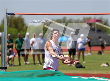 Thumbnail 1 in UIL 3A Area Track Meet photogallery.