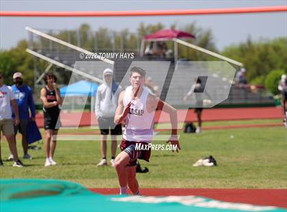 Thumbnail 2 in UIL 3A Area Track Meet photogallery.