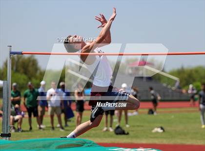 Thumbnail 3 in UIL 3A Area Track Meet photogallery.