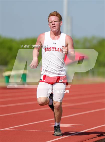 Thumbnail 2 in UIL 3A Area Track Meet photogallery.