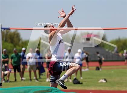 Thumbnail 1 in UIL 3A Area Track Meet photogallery.