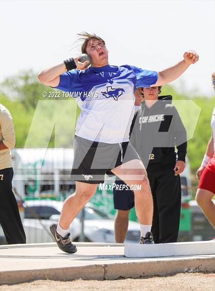 Thumbnail 1 in UIL 3A Area Track Meet photogallery.