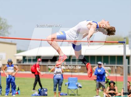 Thumbnail 2 in UIL 3A Area Track Meet photogallery.