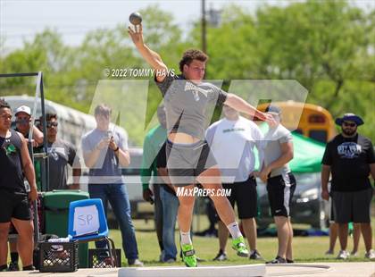 Thumbnail 2 in UIL 3A Area Track Meet photogallery.
