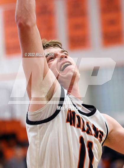 Thumbnail 1 in Grand Saline vs Chapel Hill photogallery.