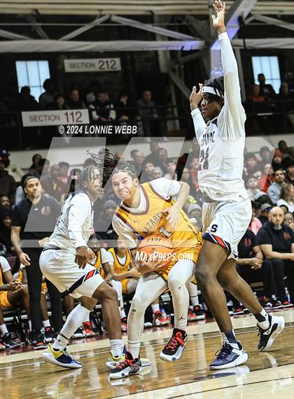 Thumbnail 1 in Archbishop Stepinac vs. Nazareth (CHSAA Intersectional Class AA City Championship) photogallery.