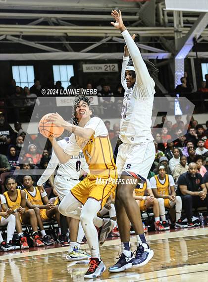 Thumbnail 1 in Archbishop Stepinac vs. Nazareth (CHSAA Intersectional Class AA City Championship) photogallery.