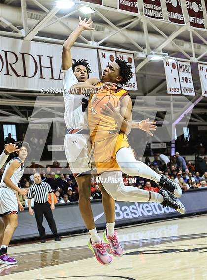 Thumbnail 2 in Archbishop Stepinac vs. Nazareth (CHSAA Intersectional Class AA City Championship) photogallery.