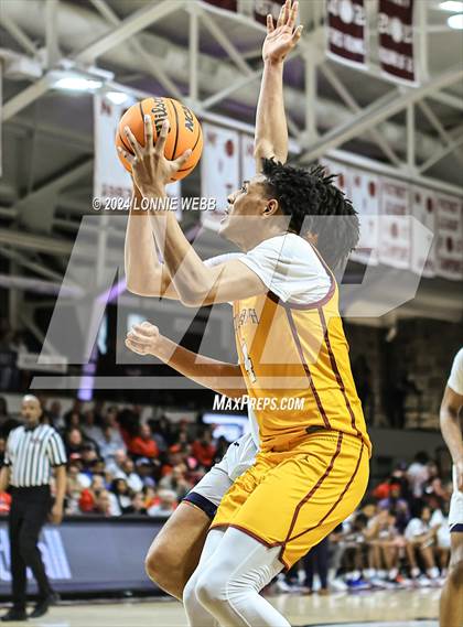 Thumbnail 1 in Archbishop Stepinac vs. Nazareth (CHSAA Intersectional Class AA City Championship) photogallery.
