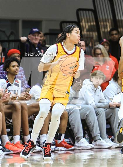 Thumbnail 1 in Archbishop Stepinac vs. Nazareth (CHSAA Intersectional Class AA City Championship) photogallery.