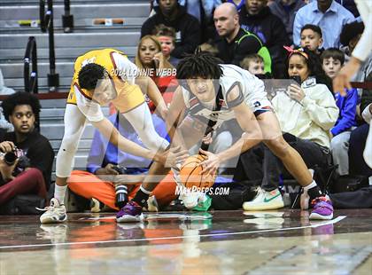 Thumbnail 1 in Archbishop Stepinac vs. Nazareth (CHSAA Intersectional Class AA City Championship) photogallery.