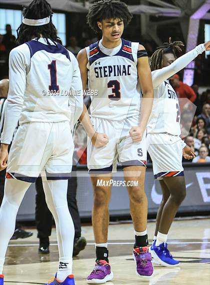 Thumbnail 3 in Archbishop Stepinac vs. Nazareth (CHSAA Intersectional Class AA City Championship) photogallery.