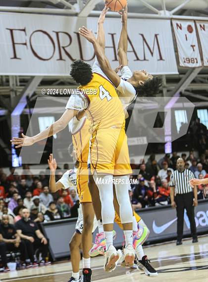 Thumbnail 2 in Archbishop Stepinac vs. Nazareth (CHSAA Intersectional Class AA City Championship) photogallery.