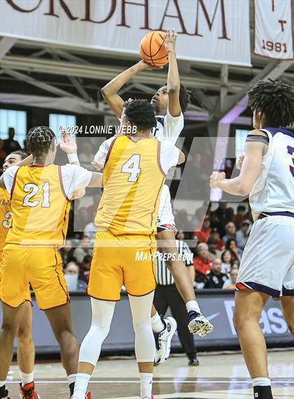 Thumbnail 3 in Archbishop Stepinac vs. Nazareth (CHSAA Intersectional Class AA City Championship) photogallery.