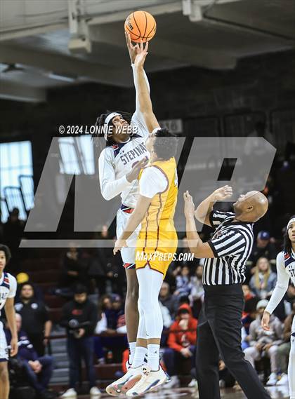 Thumbnail 1 in Archbishop Stepinac vs. Nazareth (CHSAA Intersectional Class AA City Championship) photogallery.