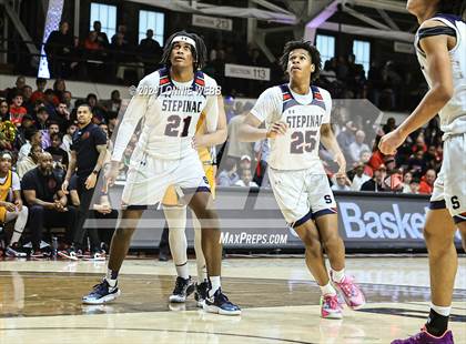 Thumbnail 2 in Archbishop Stepinac vs. Nazareth (CHSAA Intersectional Class AA City Championship) photogallery.