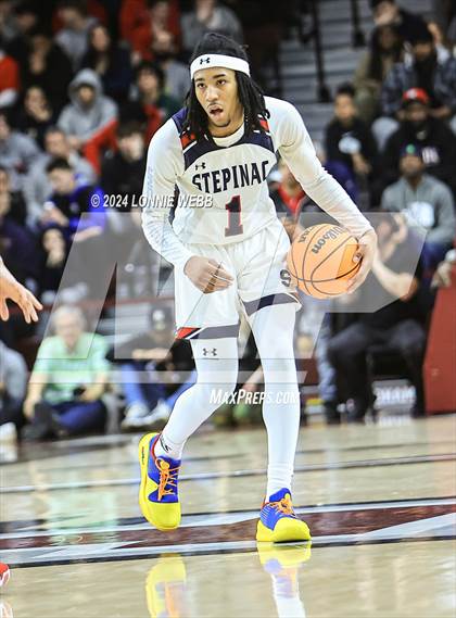Thumbnail 3 in Archbishop Stepinac vs. Nazareth (CHSAA Intersectional Class AA City Championship) photogallery.
