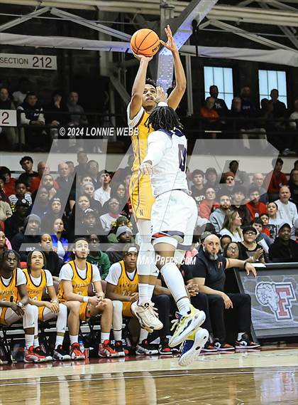 Thumbnail 3 in Archbishop Stepinac vs. Nazareth (CHSAA Intersectional Class AA City Championship) photogallery.