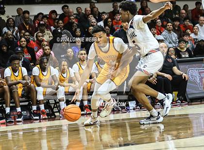Thumbnail 3 in Archbishop Stepinac vs. Nazareth (CHSAA Intersectional Class AA City Championship) photogallery.